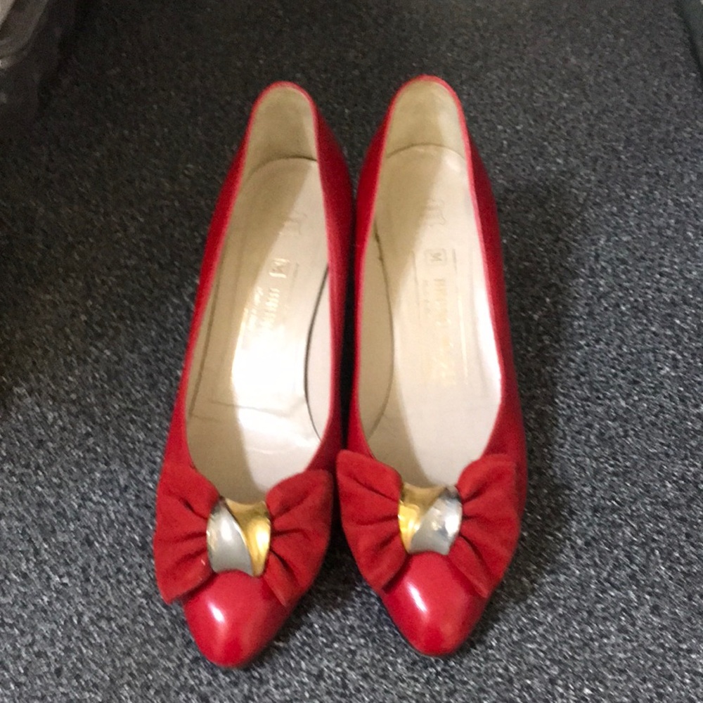 Red vintage Bruno Magli pumps